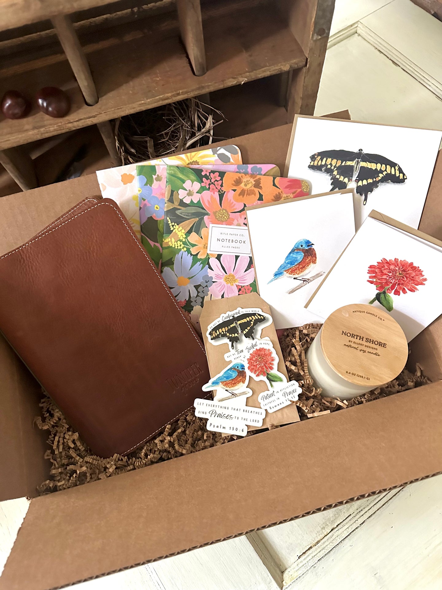 The Juniper Gift Box